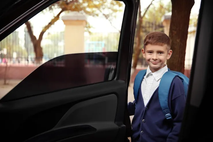 school pick up and drop off service